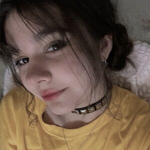 Meet your Posher, Arina